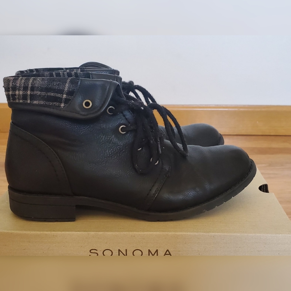 Sonoma woman's  leather boots